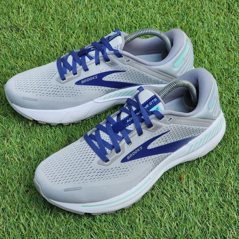 Brooks Women's Gray Running Shoes